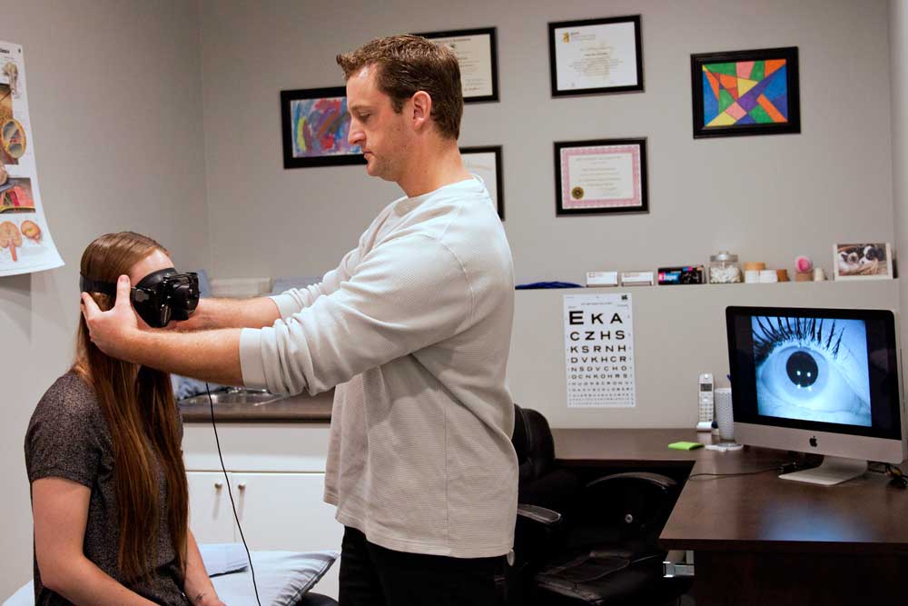Vestibular therapist helps treat vertigo and feelings of dizziness with VNG Vestibular therapist helps treat vertigo and feelings of dizziness with VNG